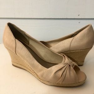 Lifestride Women’s dress shoe (8W)